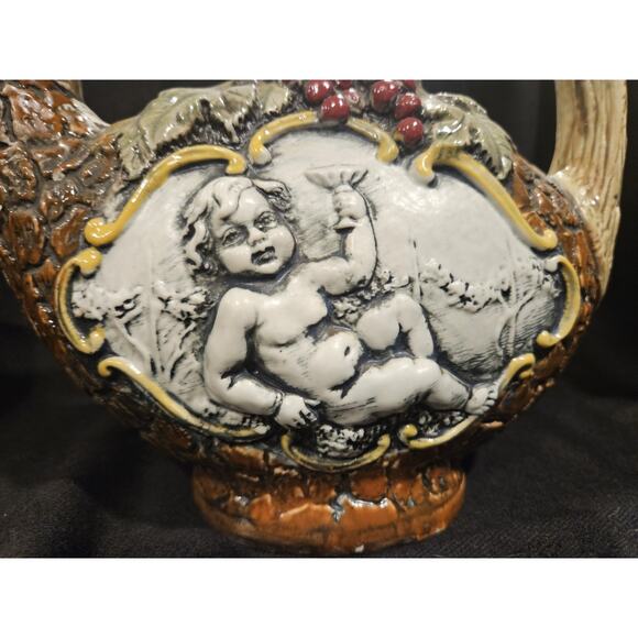 Vintage Pitcher Vase Cherub Angel Fruit Bischoff - Hand Painted Italy - 7.5" - Picture 4 of 7
